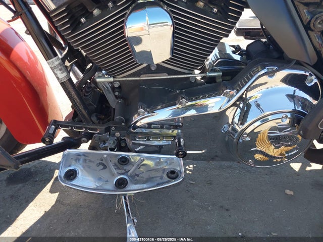 2012 HARLEY-DAVIDSON FLHR 1HD1FBM19CB616899 Photo 8
