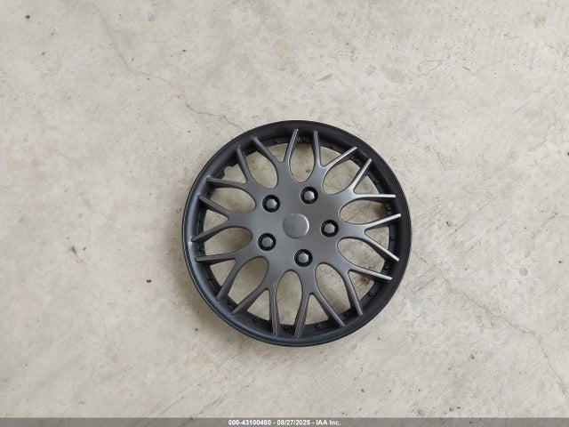 KMHCT5AE1HU335246 Hyundai Accent