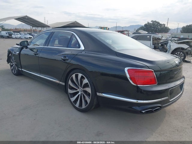Bentley Cvd 2022 SCBBG6ZGXNC096946 Image 3