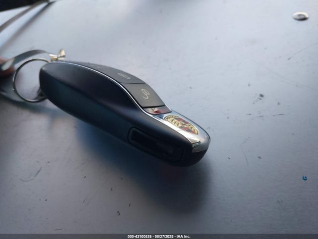 2018 PORSCHE CAYENNE WP1AA2A25JKA02800 Photo 10