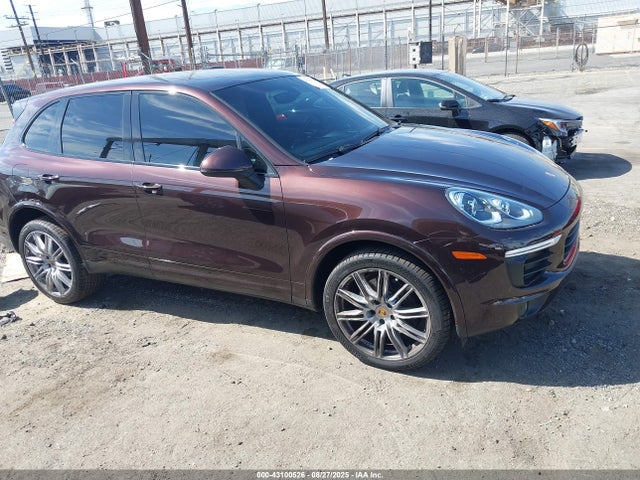 Porsche Cayenne 2018 WP1AA2A25JKA02800 Image 13