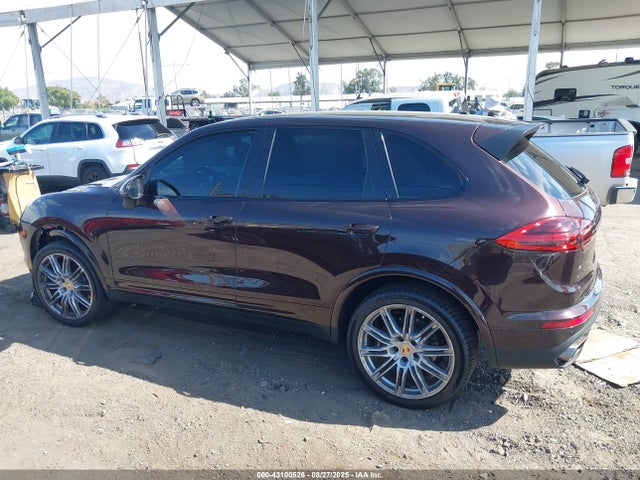 Porsche Cayenne 2018 WP1AA2A25JKA02800 Image 14