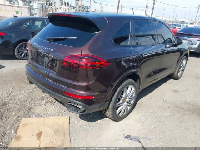 2018 PORSCHE CAYENNE WP1AA2A25JKA02800 Photo 3