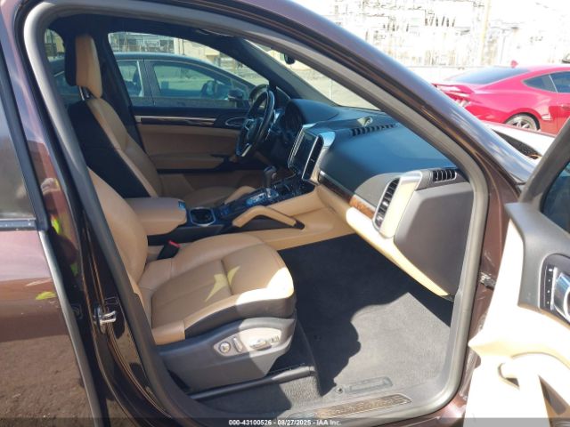 2018 PORSCHE CAYENNE WP1AA2A25JKA02800 Photo 4