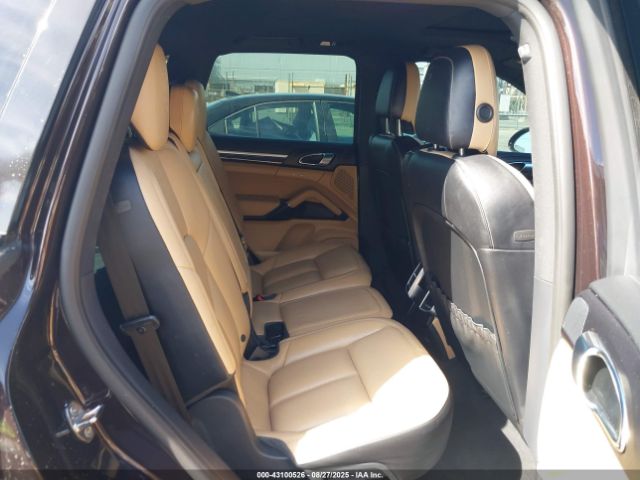 2018 PORSCHE CAYENNE WP1AA2A25JKA02800 Photo 7