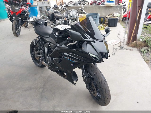 2022 YAMAHA YZFR7 JYARM38E9NA001318