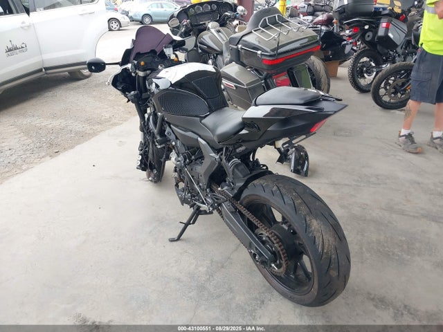 2022 YAMAHA YZFR7 JYARM38E9NA001318 Photo 2