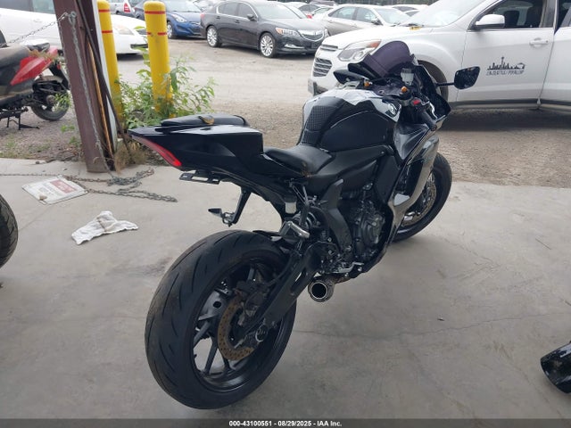 2022 YAMAHA YZFR7 JYARM38E9NA001318 Photo 3