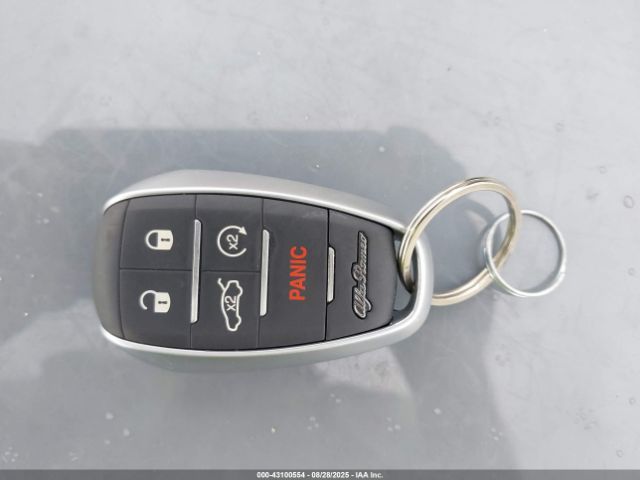 2018 ALFA ROMEO STELVIO ZASFAKAN8J7B80566 Photo 10