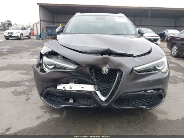 2018 ALFA ROMEO STELVIO ZASFAKAN8J7B80566 Photo 5