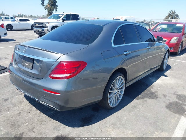 Mercedes-Benz E 350 2020 W1KZF8DB5LA831711 Image 4
