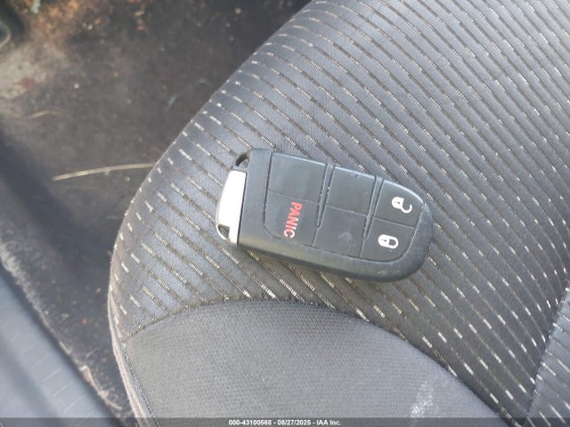 Dodge 2015 2015 3C4PDCBG7FT707655 Image 11