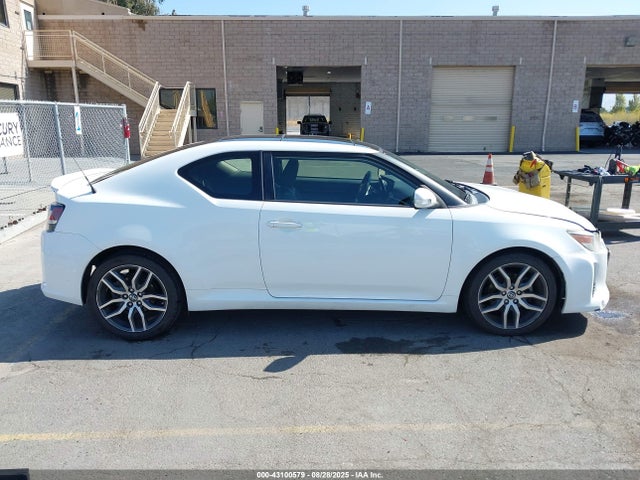 Scion 2ar-fe 2014 JTKJF5C78E3081644 Image 13