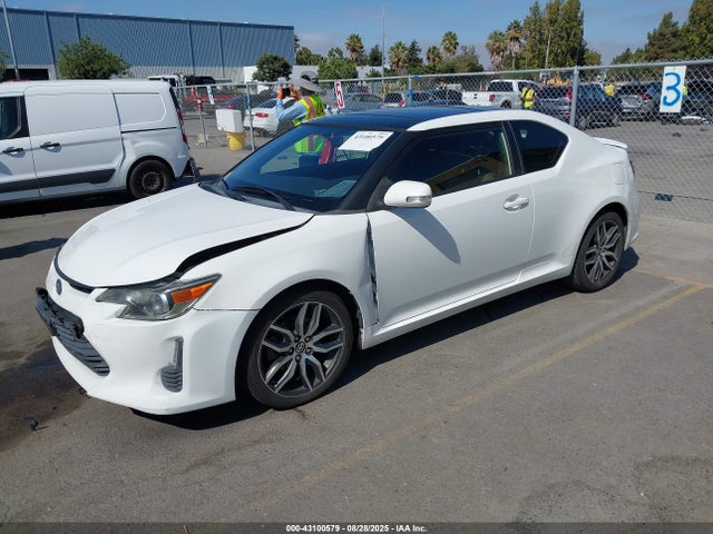 Scion 2ar-fe 2014 JTKJF5C78E3081644 Image 2