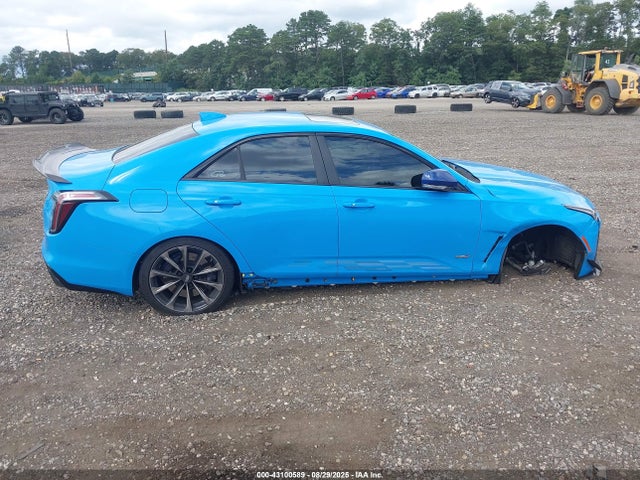 1G6DL5RP2P0511017 Cadillac lf4