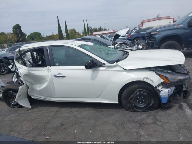 Nissan 2025 2025 1N4BL4BV6SN356027 Image 14