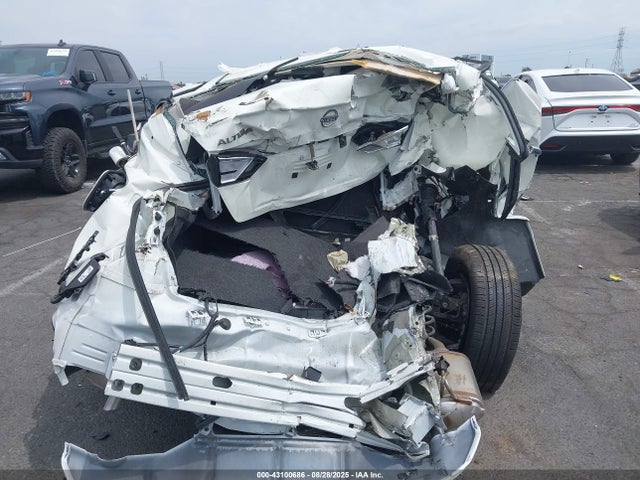 Nissan 2025 2025 1N4BL4BV6SN356027 Image 17
