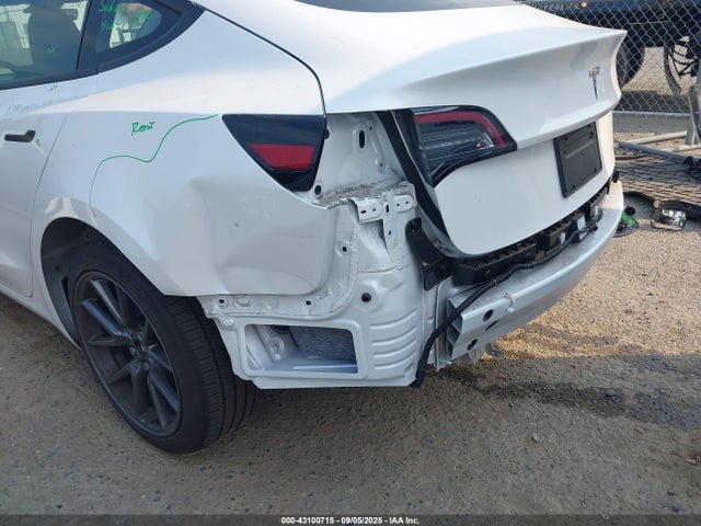 2023 TESLA MODEL 3 5YJ3E1EA0PF554432 Photo 5