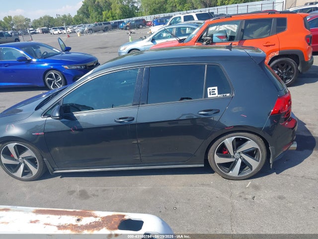 3VW4T7AU7FM013575 Volkswagen GTI