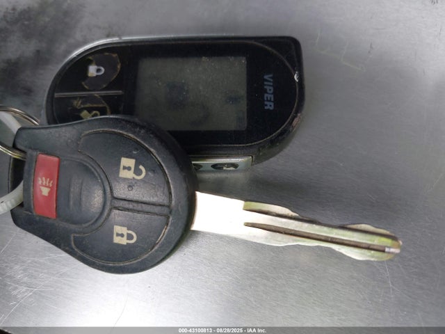 3N6CM0KN6GK699919 Nissan 2016