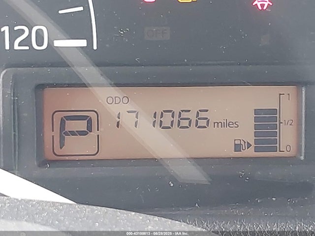 3N6CM0KN6GK699919 Nissan 2016