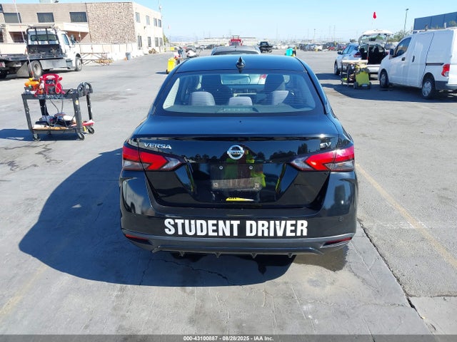 Nissan Versa 2020 3N1CN8EV2LL847355 Image 16
