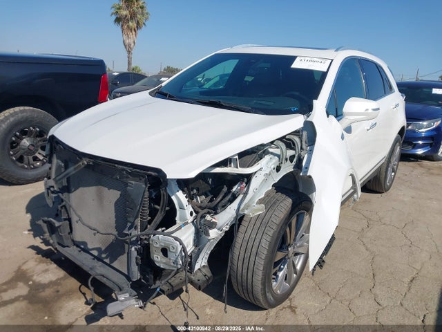 2022 CADILLAC XT5 1GYKNDRS3NZ110642 Photo 1