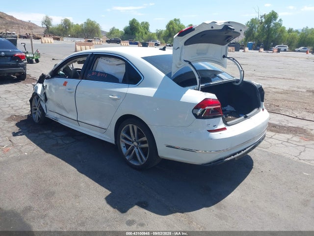 1VWDT7A3XHC053273 Volkswagen tsi