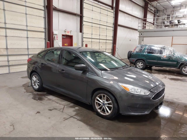 Ford 2.0l gdi 2018 1FADP3F21JL288558 Image 1