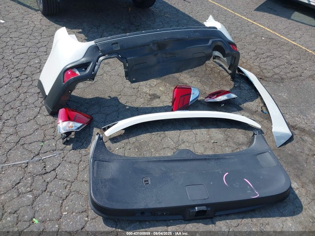 Subaru naturally aspirated u5 2019 JF2SKASC9KH589314 Image 12