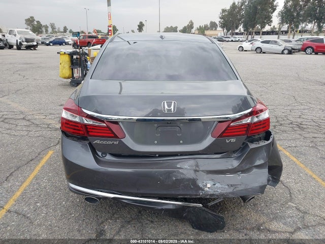 1HGCR3F88HA033918 Honda j35y1