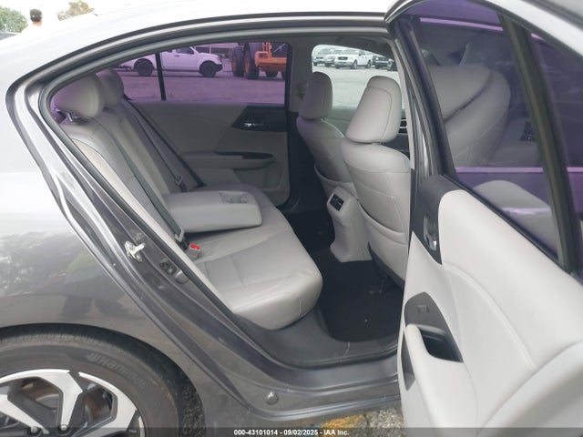 1HGCR3F88HA033918 Honda j35y1
