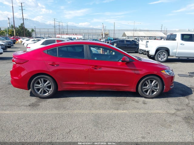 5NPD84LF5HH042678 Hyundai Elantra
