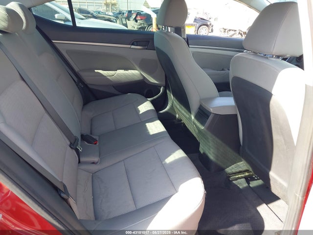 5NPD84LF5HH042678 Hyundai Elantra