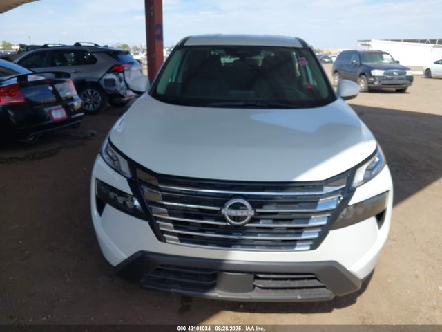 5N1BT3BA5SC829957 Nissan 2025