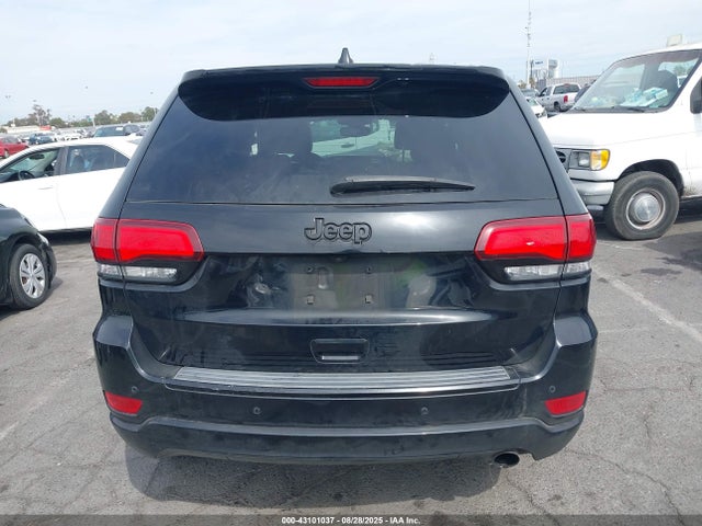 1C4RJEAG0JC157198 Jeep Grand Cherokee