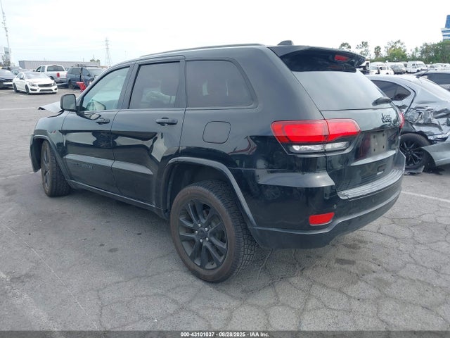 1C4RJEAG0JC157198 Jeep Grand Cherokee