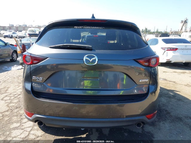 Mazda py 2017 JM3KFBCL6H0214485 Image 16