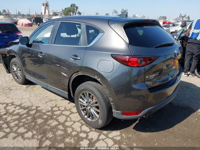 Mazda py 2017 JM3KFBCL6H0214485 Image 3