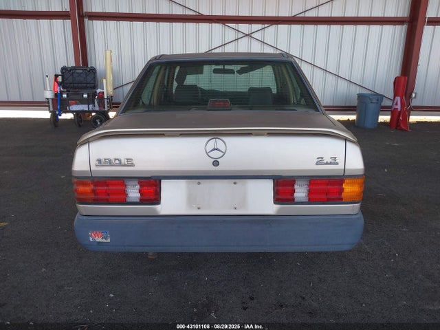 1988 Mercedes-benz 190 E 2.3 მანქანა იყიდება აუქციონზე, vin: WDBDA28D6JF409683, აუქციონის ნომერი: 43101108
