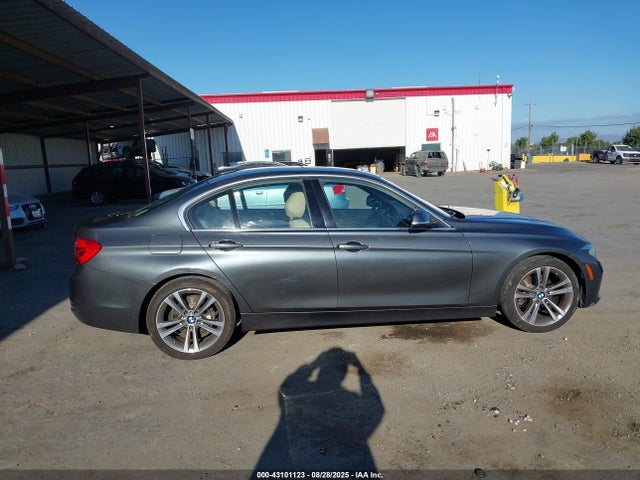 WBA8E9C54GK646542 BMW 328I