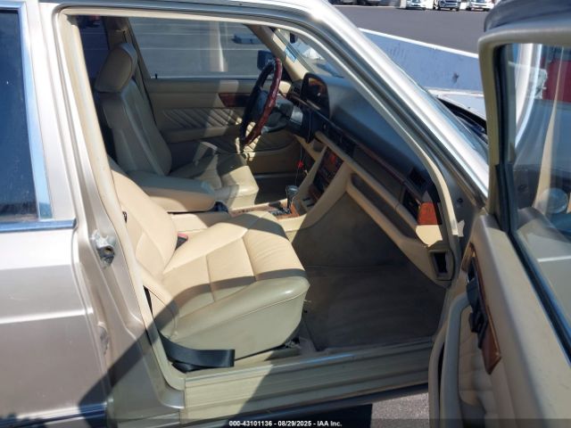 1989 MERCEDES-BENZ 560 WDBCA39E3KA457018 Photo 4
