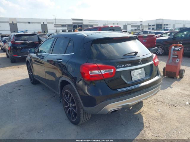 2017 MERCEDES-BENZ GLA 250 WDCTG4EB9HJ293360 Photo 2