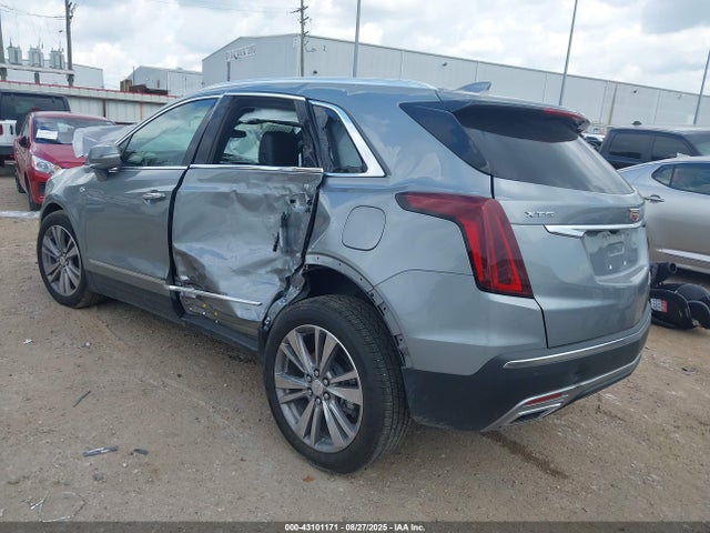 2025 CADILLAC XT5 1GYKNCRS0SZ119935 Photo 2