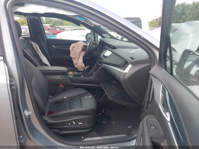 2025 CADILLAC XT5 1GYKNCRS0SZ119935 Photo 4