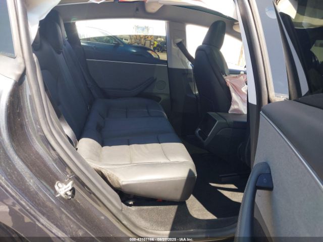 2024 TESLA MODEL 3 5YJ3E1EA2RF726785 Photo 7