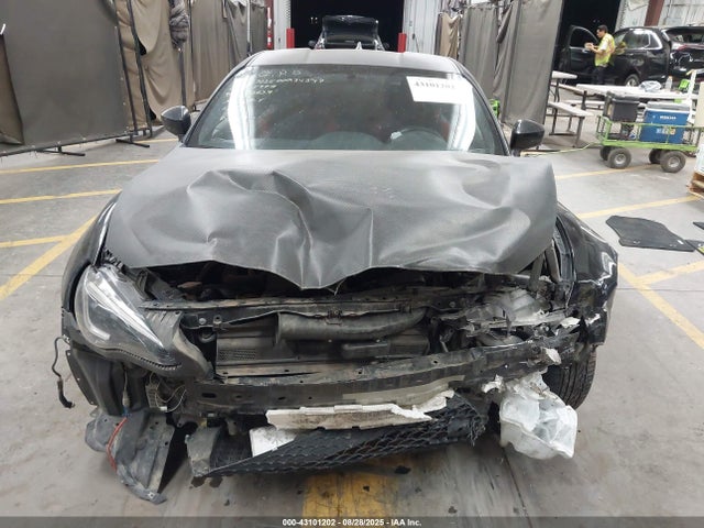 Scion 2000cc na 2015 JF1ZNAA16F8705987 Image 12