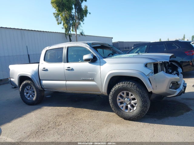 5TFAX5GN7HX075134 Toyota 2tr-fe
