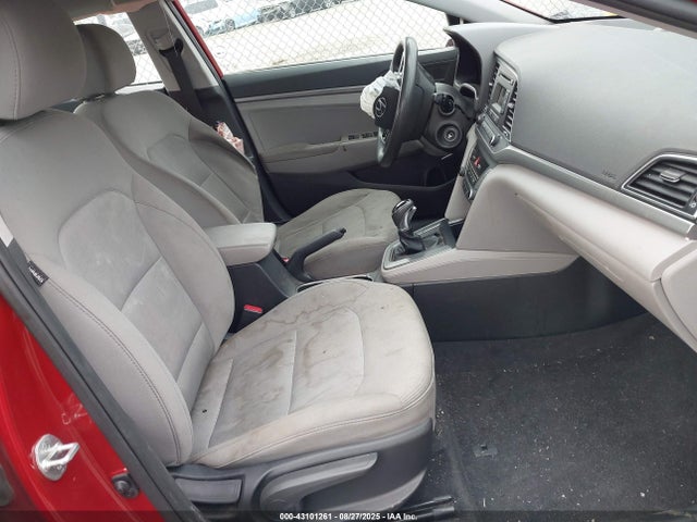 5NPD74LF5HH188422 Hyundai Elantra