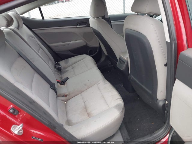 5NPD74LF5HH188422 Hyundai Elantra